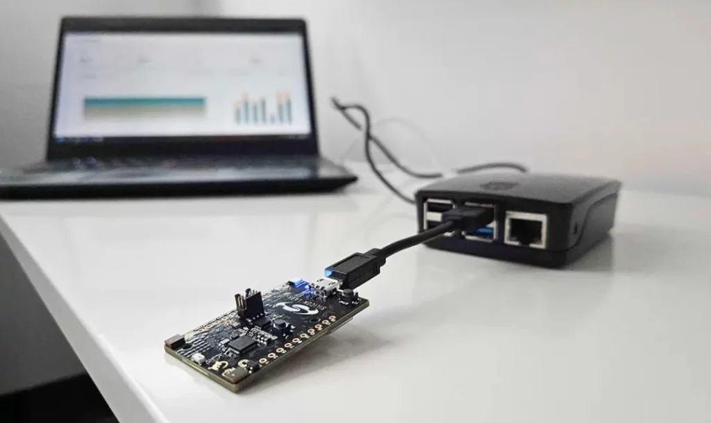 Sunphade device for real-time IoT data visualization, collecting temperature and sunlight level data.
